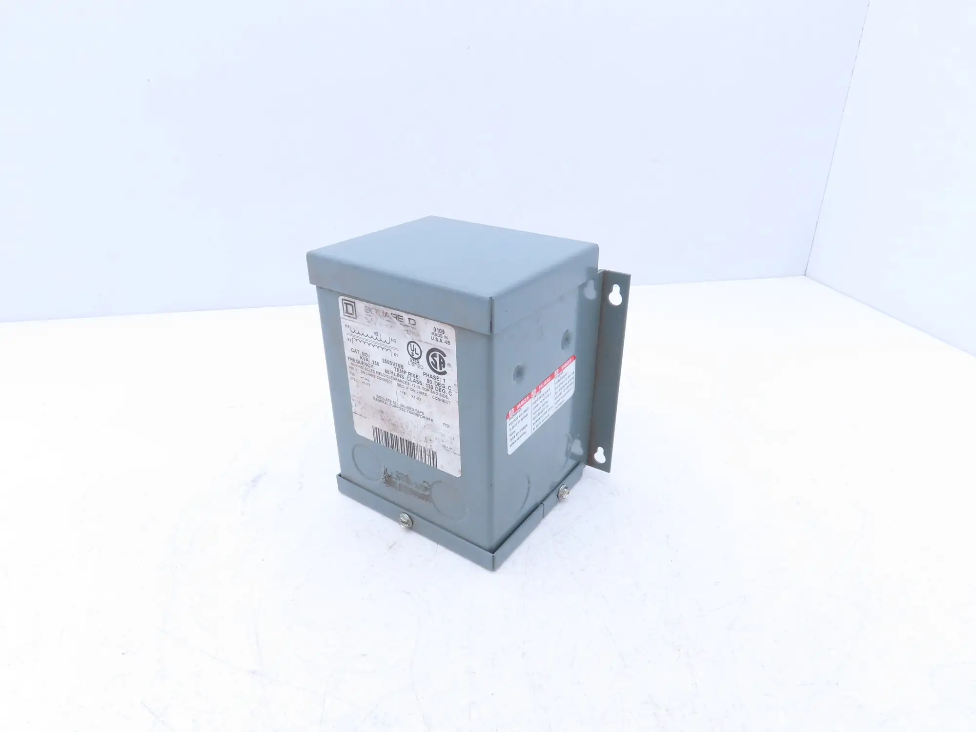 Square D 250SV75B Step Down Power Transformer 0.250KVA 1pH HV 230/270V LV 115V