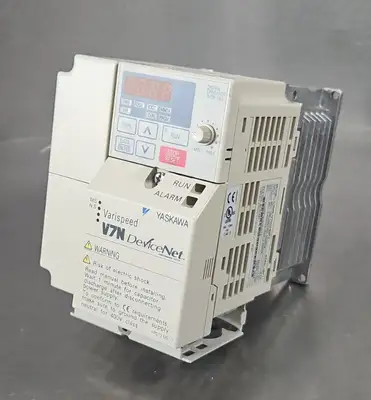 USED Yaskawa YASKAWA CIMR-V7NU40P7 V7N