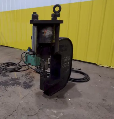 70 TON WA WHITNEY MODEL #771 WEB HYDRAULIC C-FRAME PUNCH W/ POWER UNIT: YOBRO #23902