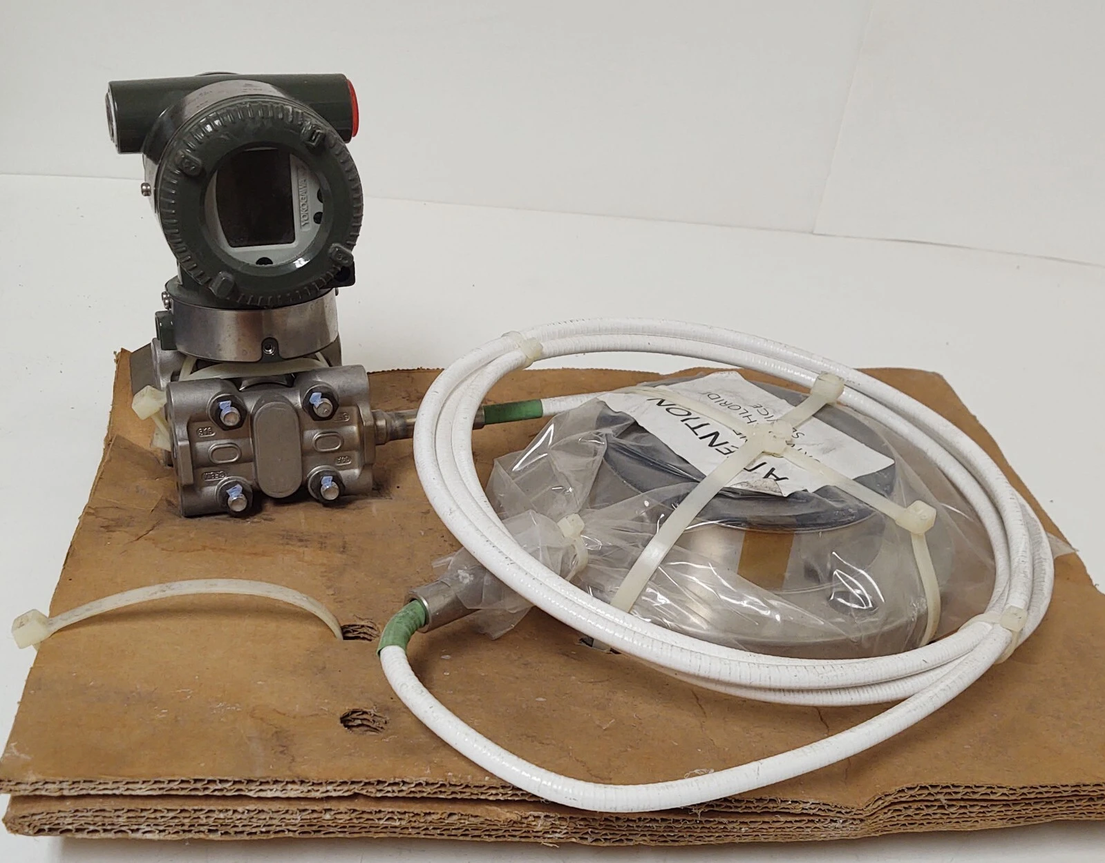 NEW Yokogawa EJA130E-JMS5G-717ED/FU1/D1