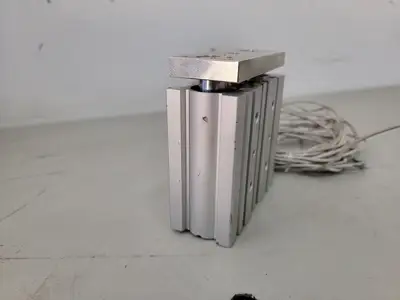 USED SMC MGPM25-50-Z73L
