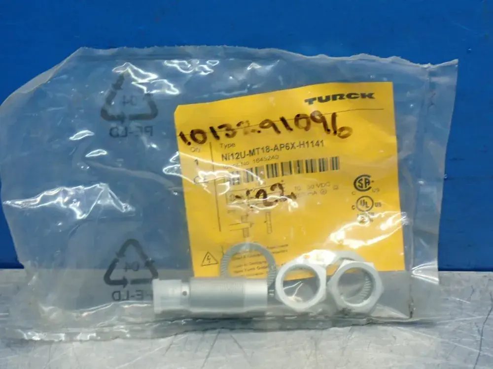 NEW TURCK NI12UMT18AP6XH1141