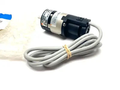 USED SMC DOUBLE ACTING 10MM ROTARY VANE ACTUATOR  W/ AUTO SWITCHES
