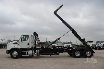 Used 2017 FREIGHTLINER 114SD Hooklifts & Roll-Offs Texas US | Roll Off Truck World #1491810