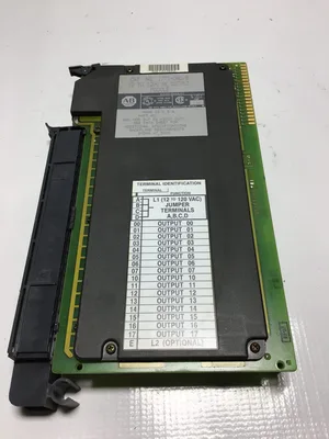 Allen-Bradley 1771-A2B 8 Slot I/O Chassis PLC Processor Power Supply & Cards Key