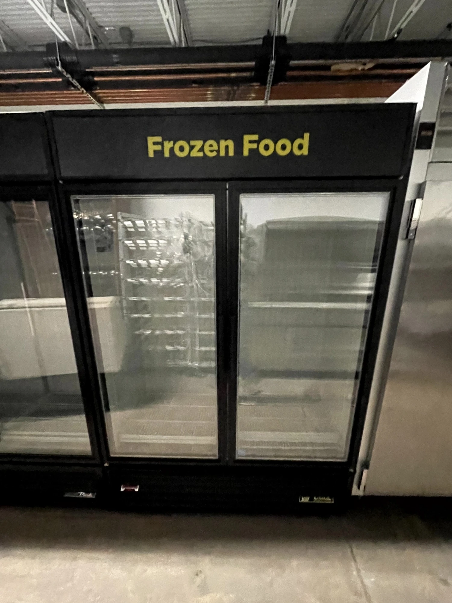 72-0473 True GDM-49F-LD 2-Door Self Contained Cooler