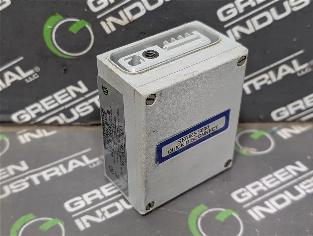Allen Bradley 42DTB-5000 Photoswitch Blue Quick Disconnect Terminal Base Used