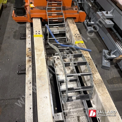 7th/8th Axis Lincoln Positioner with Linear Rail – 3 Meter