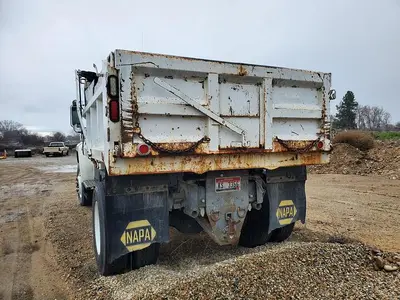 USED 1994 FORD F800