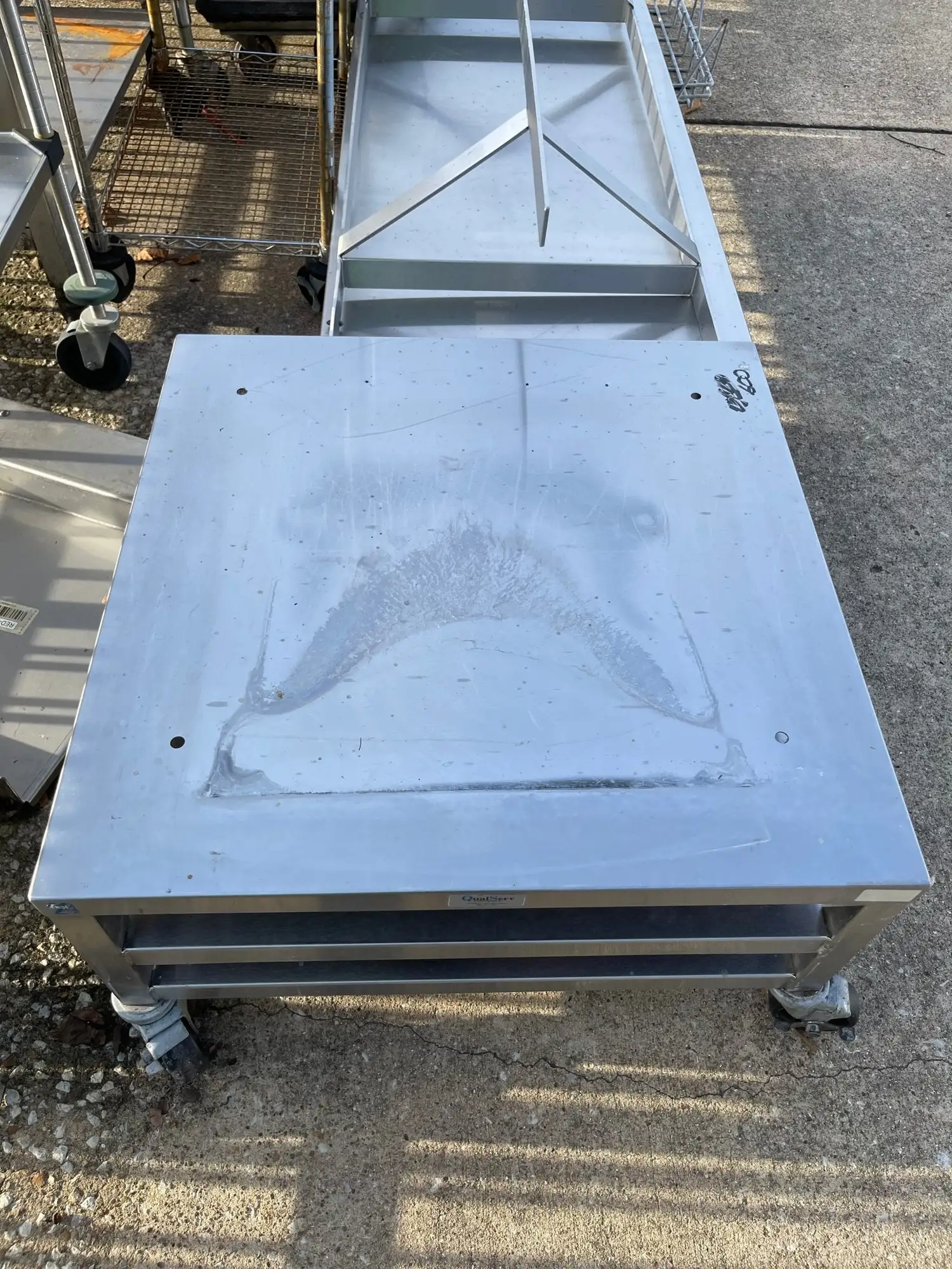 Used Falcon Restaurant Supply Used 30" Stainless Steel Equipment Stand with Caster Wheels - SS253 Restaurant Equipment (Miscellaneous) Illinois US | Falcon Restaurant Supply #1375920