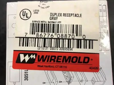 NEW WIREMOLD G3043BE