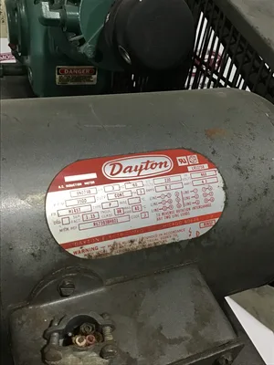 USED DAYTON SPEEDAIRE 3Z582