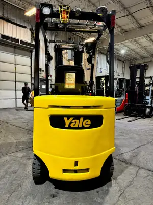 Used 2020 Yale ERC055VGN 4-Wheel Sit down Electric Counterbalance Forklifts New York US | United Lift #1446678