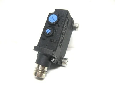 USED KEYENCE PZ-G61CP