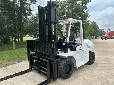 USED 2014 TCM FD70-2