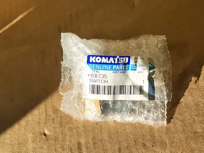 NEW KOMATSU PB8735