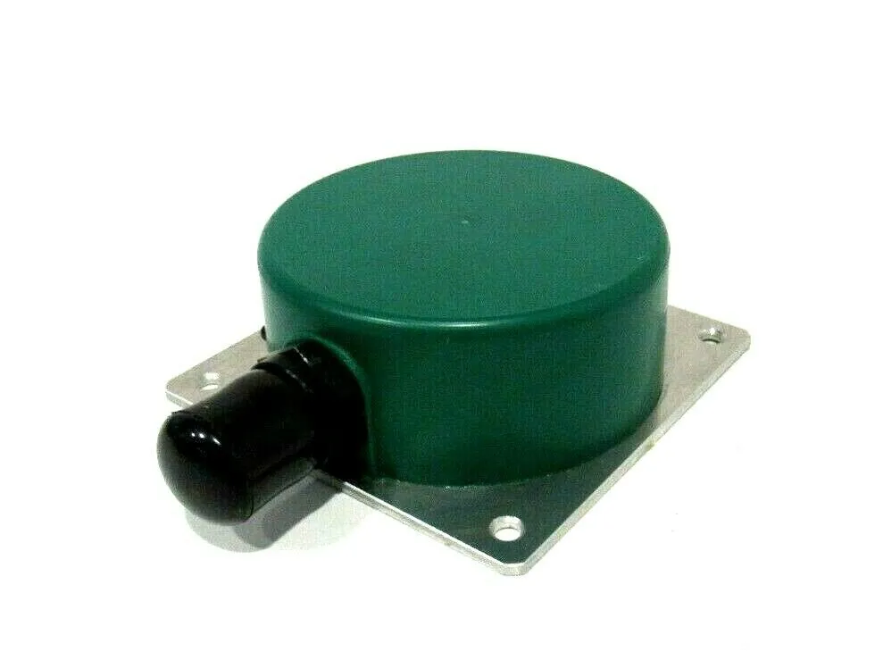 NEW EATON CUTLER HAMMER E56CAL70B1S1 PROXIMITY SENSOR SER.B1