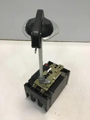 USED GE TED136070 / DISCONNECT