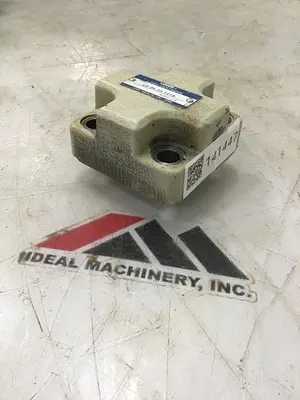 USED YUKEN LD-25-33-1219