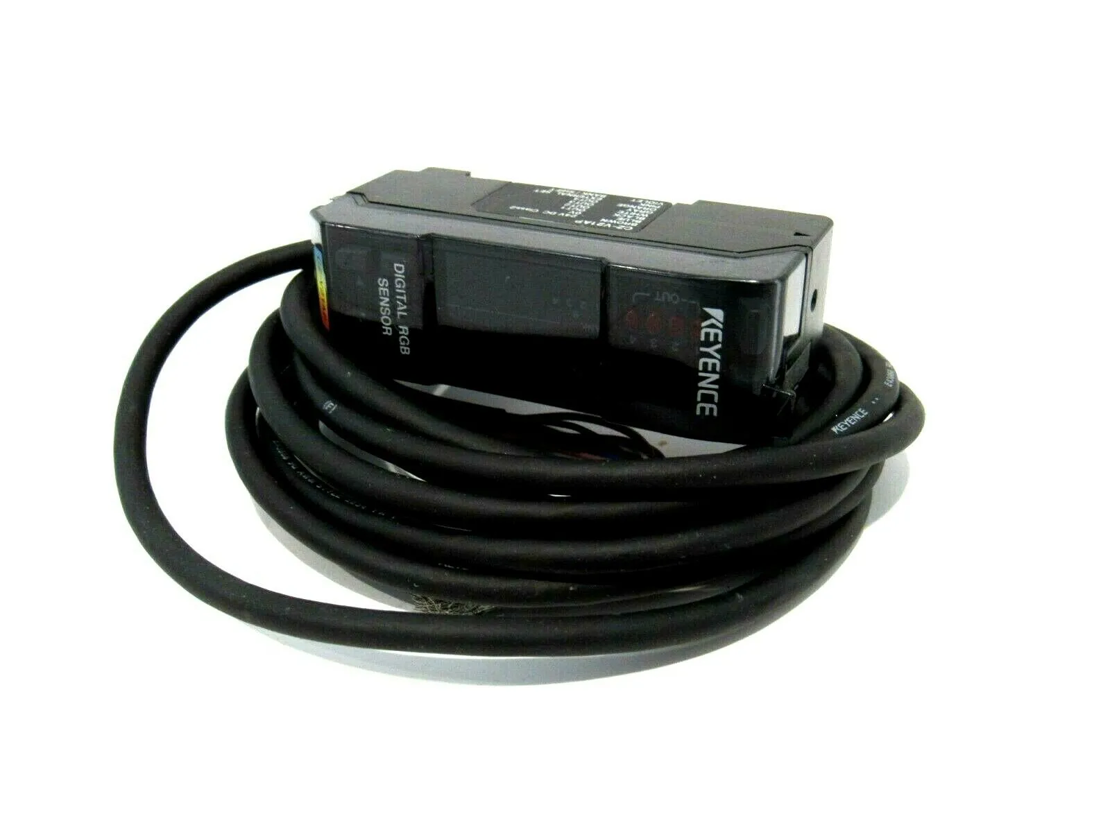 NEW KEYENCE CZ-V21AP DIGITAL SENSOR CZV21AP