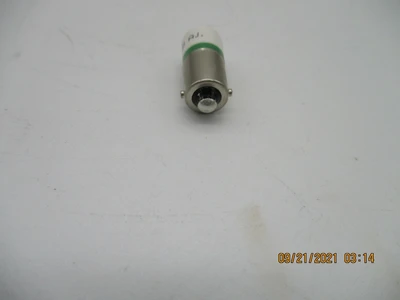 New CJ462939 New LED Bulb (green, 24 vac/dc, EBT, BAJ) 1 lot of 2
