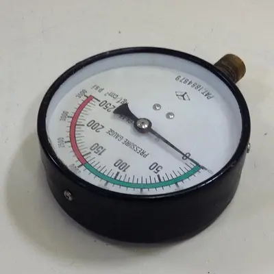 GENERIC Pressure Gauge GAUGE297 Used