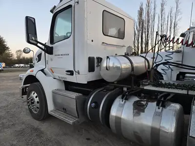 USED 2018 PETERBILT 567