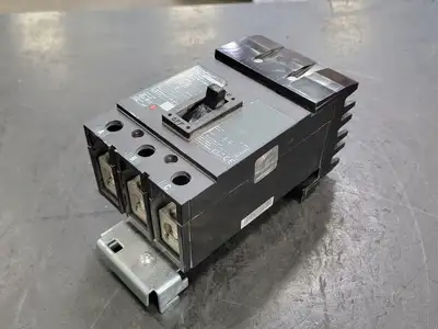 NEW SQUARE D QGA32150