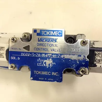 USED VICKERS DG4V32AMP7H7P1050