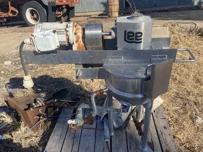 USED 1991 LEE INDUSTRIES 10D9MT