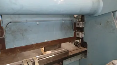 USED 1995 ACCURPRESS 7606