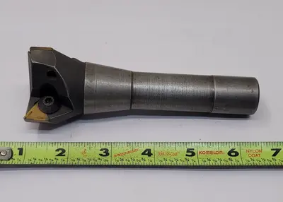 Used _UNKNOWN_ R8 TOOLING Shell Mills Kentucky US | Aucto #1342207