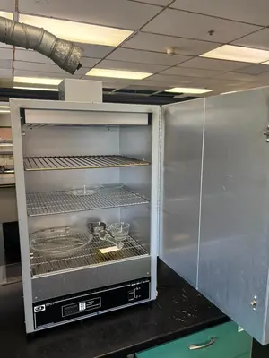 Used _UNKNOWN_ _UNKNOWN_ Lab Ovens Ohio US | Myron Bowling Auctioneers Inc #1504647