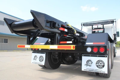 New | in-Stock 2027 PETERBILT 548 Rolloff Trucks Texas US | Roll Off Truck World #1492013