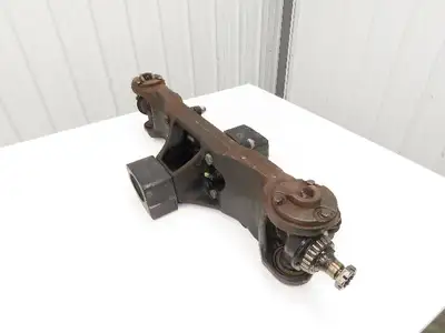 Hyster E50XM-33 Electric Forklift Rear Axle Dual Hydraulic Steering Assembly