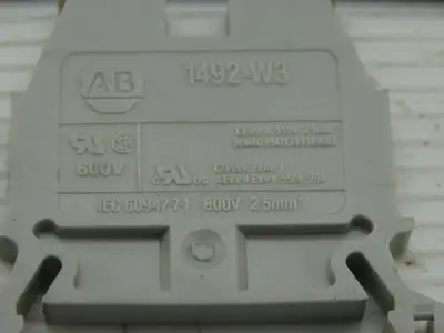 Connectwell CTS2.5UN Terminal Blocks 800V 32A 22-12 Awg DIN Rail Misc Lot of 86