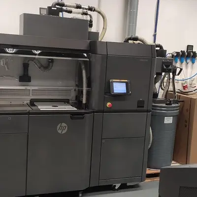 USED 2017 HP INC. HP4200 MULTIJETFUSION MIT PROCESSING STATION UND BUILD UNITS