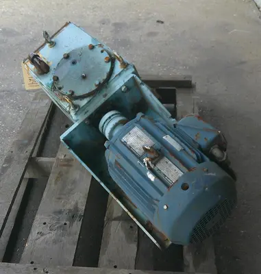 SPC9241  Agitator 2 hp Chemineer top mount agitator model 1 HTD-2