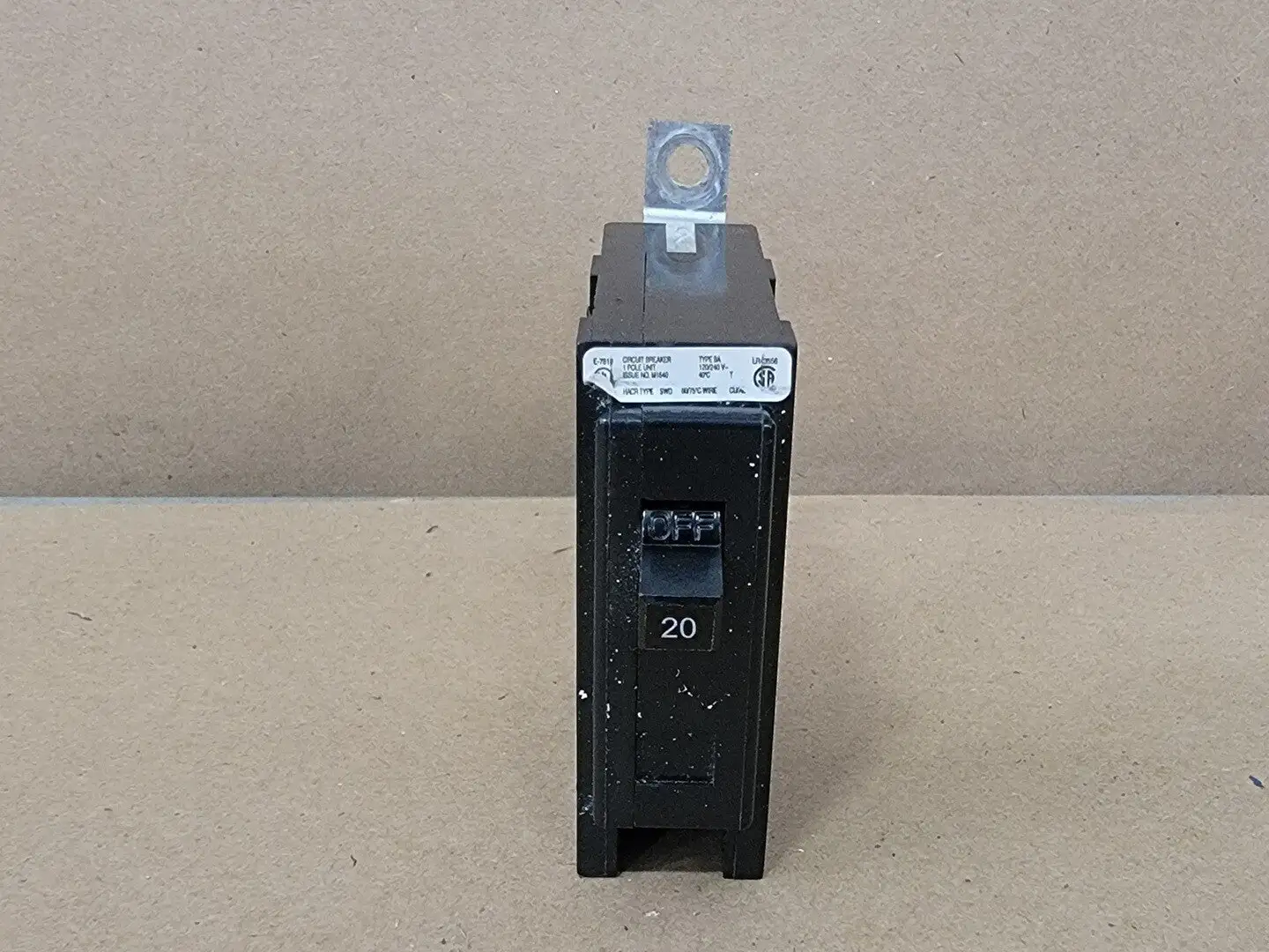 USED CUTLER-HAMMER BA120