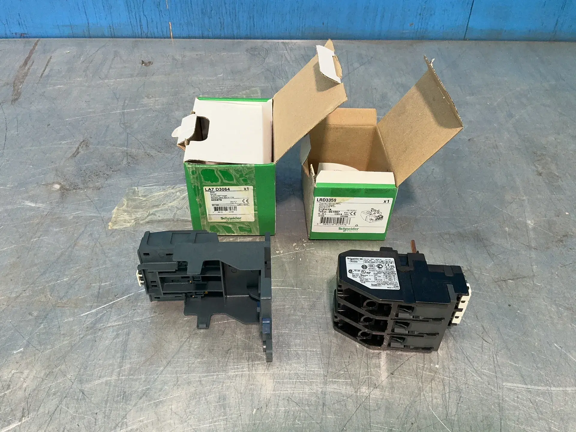 Used SCHNEIDER ELECTRIC LRD3359 Relays & Switches Ohio US | HGR 24 #1357414