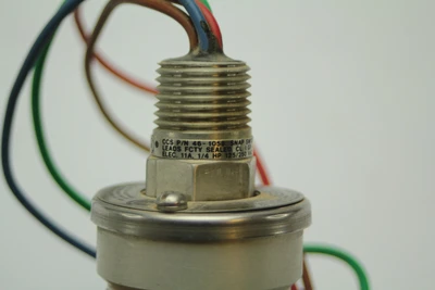 Used CCS 46-1058 Pressure Switches California US | Davliegogo LLC #1705257