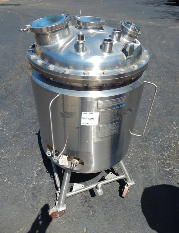 Used MUELLER 300 LITER 300 LITER MODEL F Stainless Steel Tanks New Jersey US | Champion Trading Corporation #424616