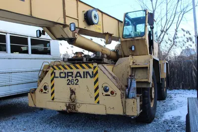 LORAIN LRT 350D Crane | Levy Recovery Group (6)