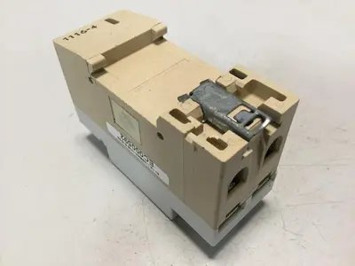 USED SIEMENS 5SM1 111-6