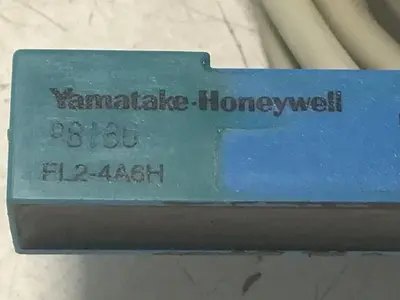 USED YAMATAKE FL2-4A6H