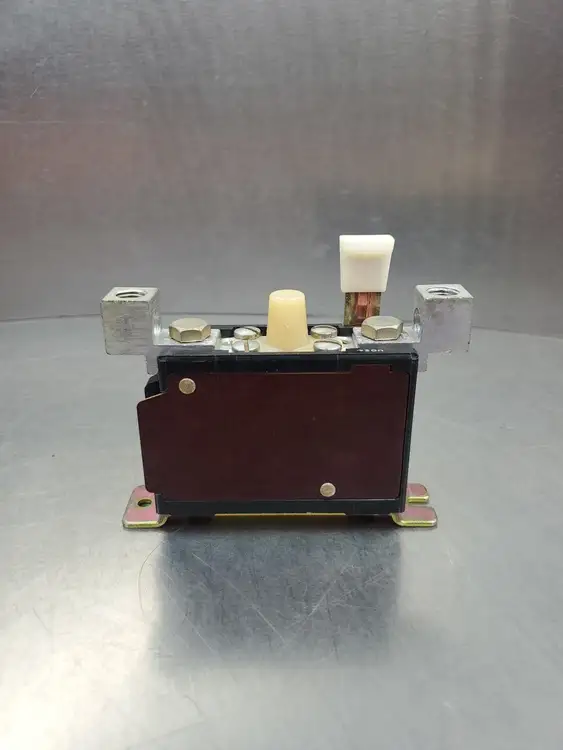 Used Allen-Bradley 816CM-DOV4 Relays & Switches | Palmetto Automation #1150127