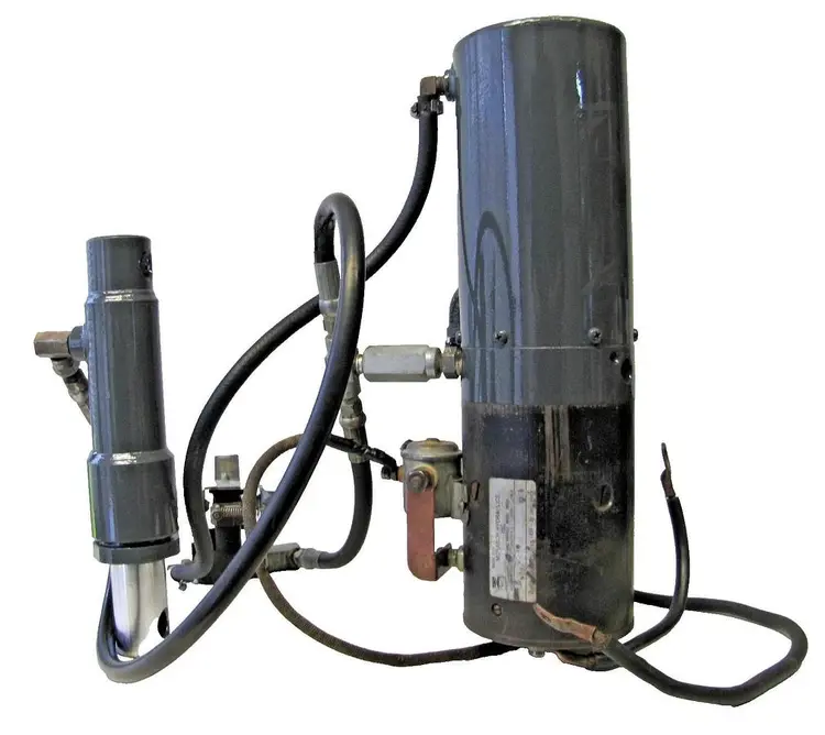Used MONARCH HYDRAULICS _UNKNOWN_ Hydraulic Pumps California US | Bay Line Tool #928205
