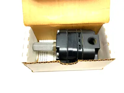 USED NUMATICS PRECISION PRESSURE REGULATOR