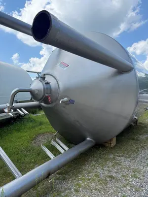 Used 2010 MUELLER 8,300 GALLON Stainless Steel Tanks New Jersey US | Perry Equipment #871214