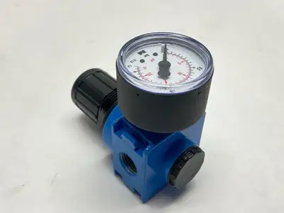 New | in-Stock Mader Pneumatic Pressure Regulator 269700 Air Pressure Regulators Michigan US | Maverick Industrial Sales #1470280